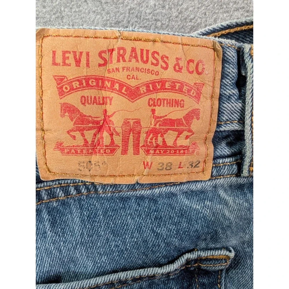 Levi's 505 Jeans Mens 38x32 Blue Denim Regular Fit Straight Leg Light Wash